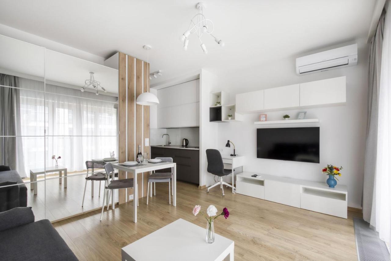 Warsaw Night Apartments Menica Residence Exterior foto