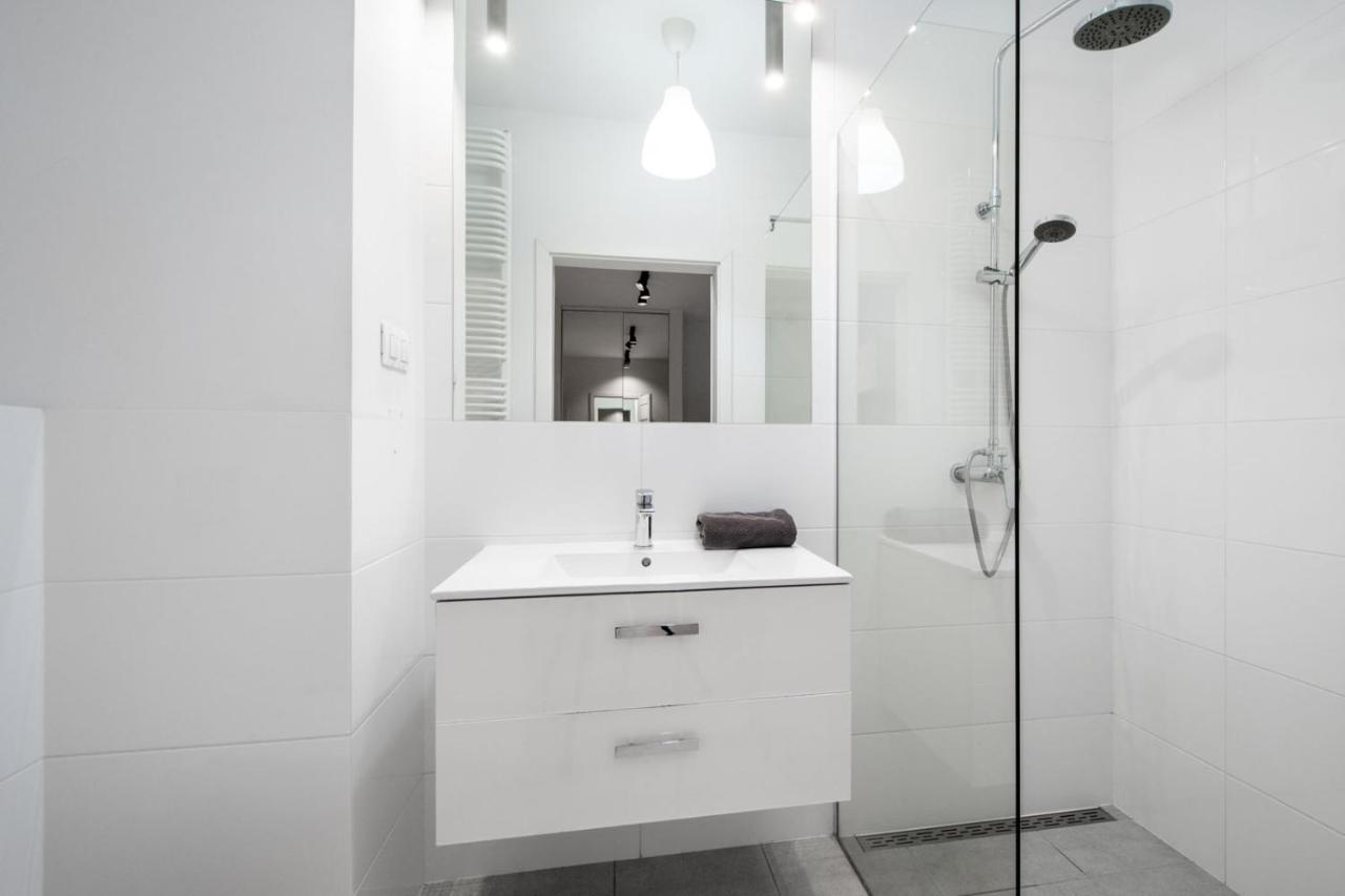 Warsaw Night Apartments Menica Residence Exterior foto